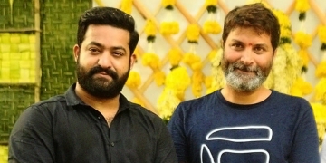 Guruji chanting ‘Tarak’ mantra