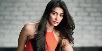 Pooja Hedge gives more priority to Mega Heroes?