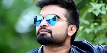 Anchor Pradeep to marry a politician’s daughter