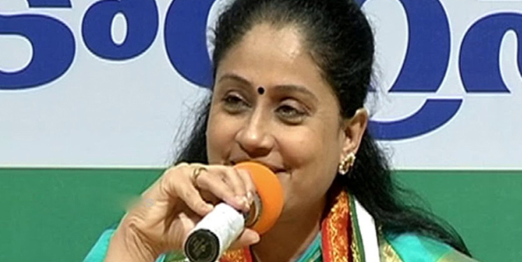 Vijayashanti says ‘No’ to Dubbaka