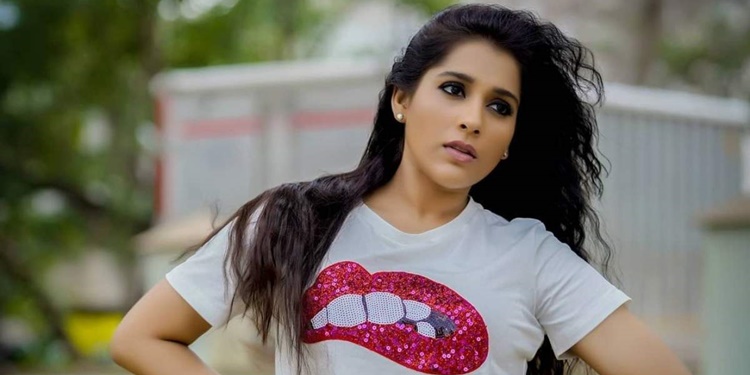 Rashmi Gautam tests Corona positive