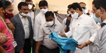 jagan launches Vidyakanuka