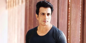 Sonu Sood rescues another child