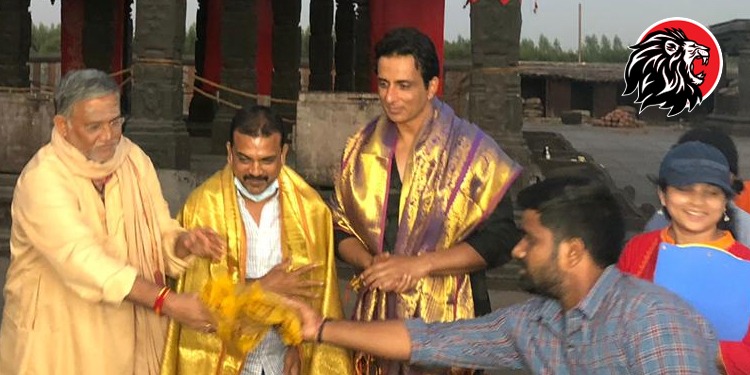 Sonu Sood felicitated on the sets of Acharya
