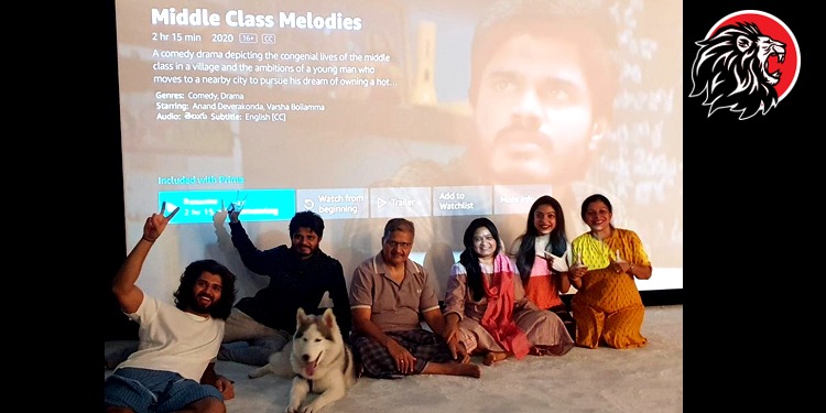 Devarakonda family enjoys Anand’s latest film