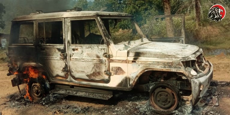 Malkangiri: Maoists murder contractor, three vehicles torched