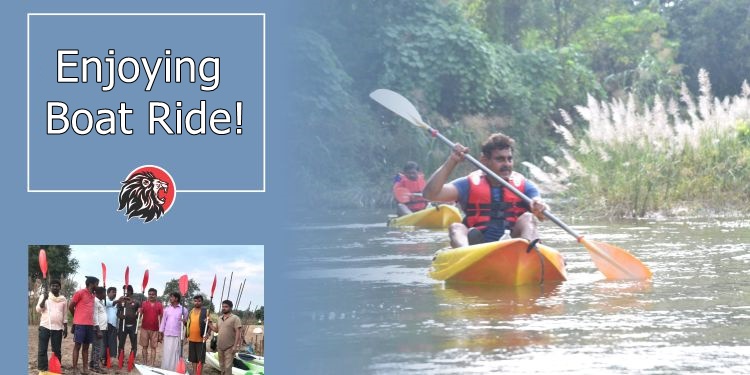 Former MP and Congress leader Konda enjoys boating in Musi