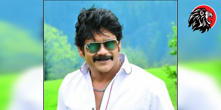 Stop buying phones from Apple Store India: Nag