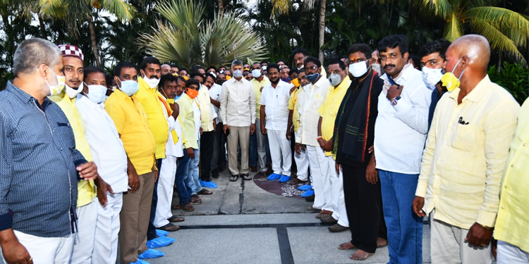 Insult to Ashok Gajapathi Raju, an insult to me: Chandrababu