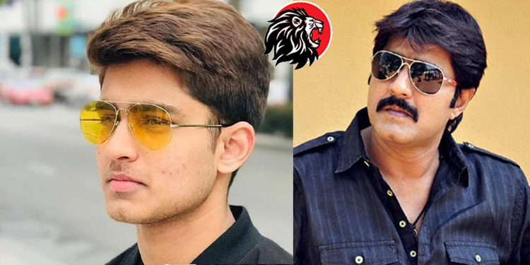Is Raghavendra Rao repeating the Mahesh magic with Roshan?