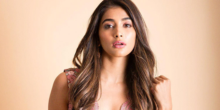 Pooja demands a crore for 20 minutes