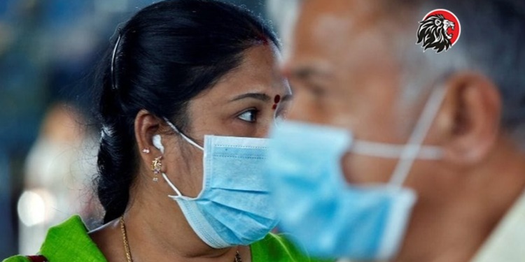 People wearing mask and following rules