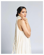 Hot Beauty Sobhita Dhulipala Will Make You Go Crazy!