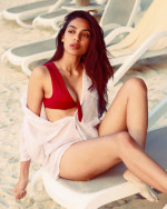 Hot Beauty Sobhita Dhulipala Will Make You Go Crazy!