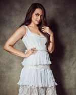 Sonakshi Sinha - Hot, Hotter, Hottest