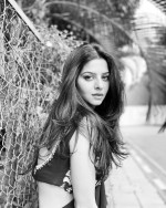 Vedhika Hot Pics in Beach