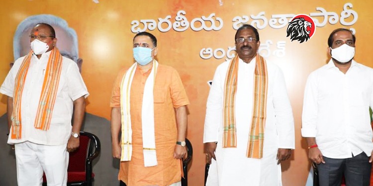 సునీల్ దేవ్‌ధర్ - www.theleonews.com